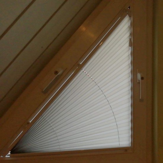 Rolety Plisowane do okien trójkątnych. Na wymiar. V51 RoletyPremium.pl